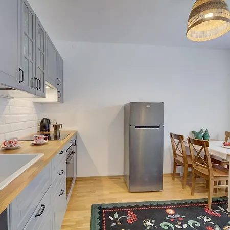 Apartment Dom 